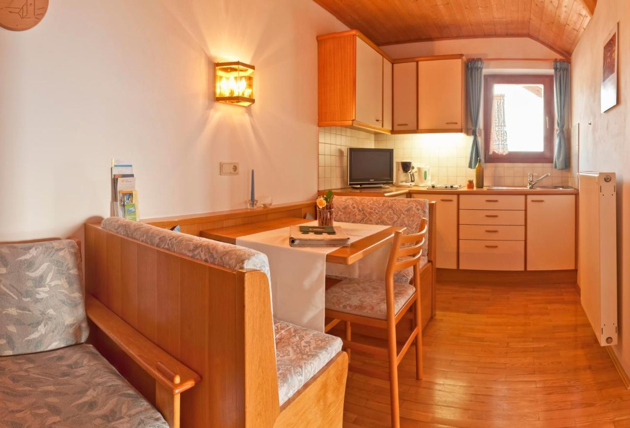 Gfillhof Ferienwohnung 1 Аппиано-Сулла-Страда-дель-Вино Экстерьер фото